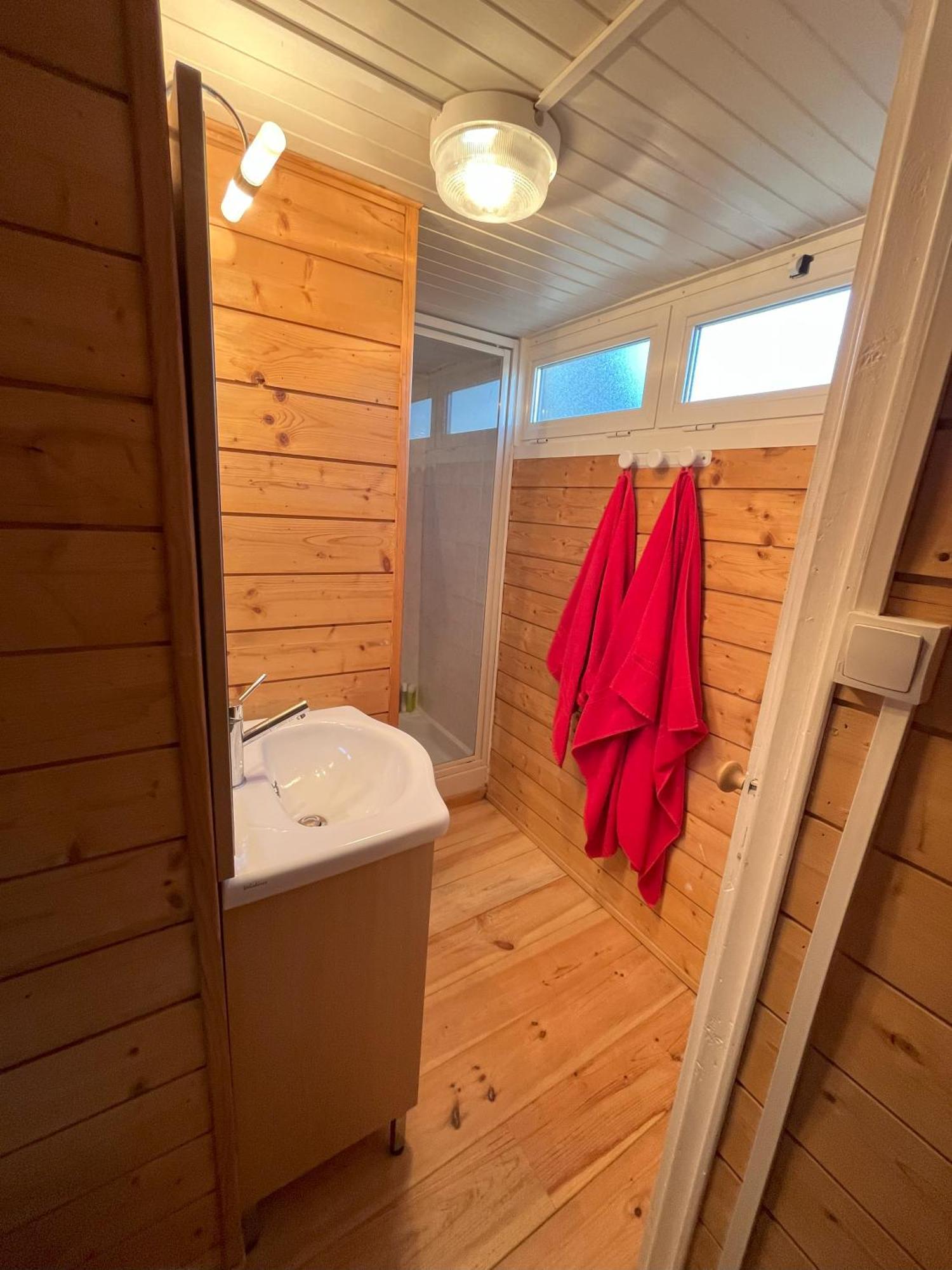 Chalet Des Myrtilles - Chalet Cosy Avec Vue أريت المظهر الخارجي الصورة