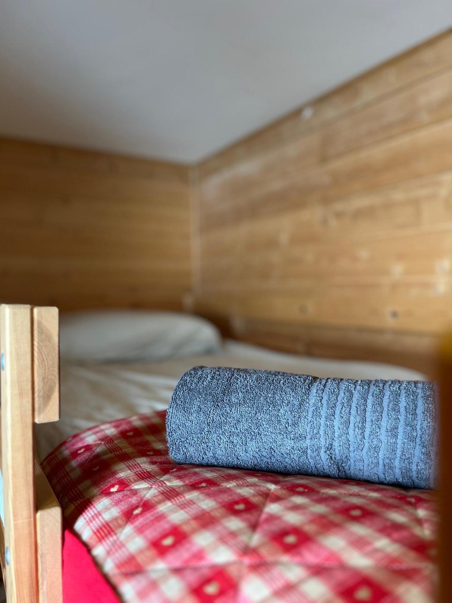 Chalet Des Myrtilles - Chalet Cosy Avec Vue أريت المظهر الخارجي الصورة